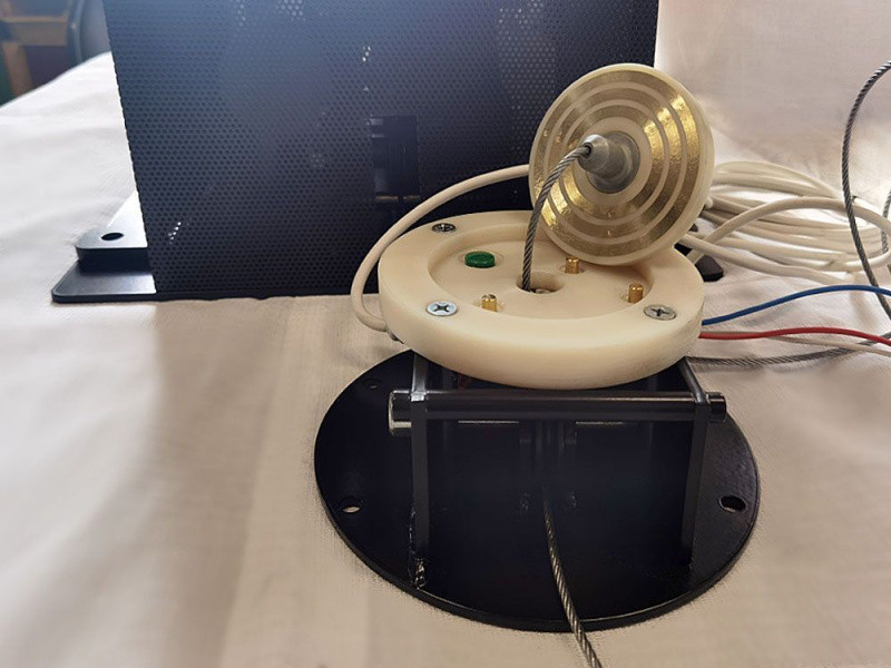 Лифт для люстры LIFTEL Compact до 300 кг с высотой подъема 12 метров